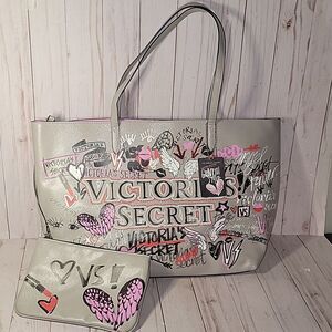 VS Fall 2018 Collection Graffiti Tote Grey With Wristlet Limited Edition